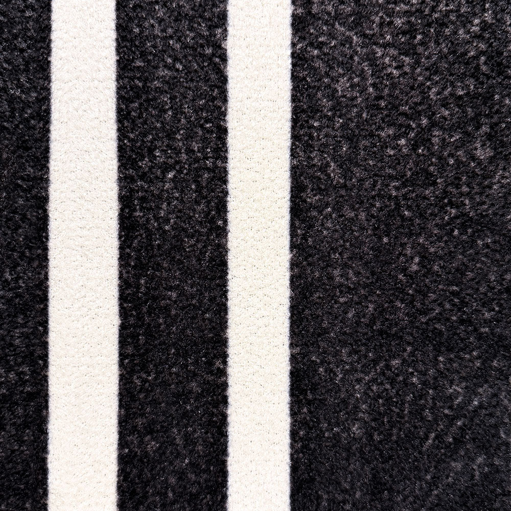Custom office rug with business logo and border EW040-E-Detailed-Dlose-Up