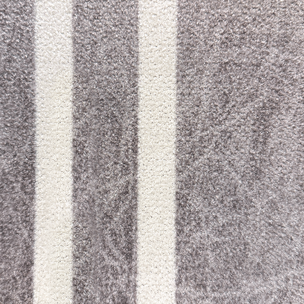 Soft Gray Rug- Detailed-close-up